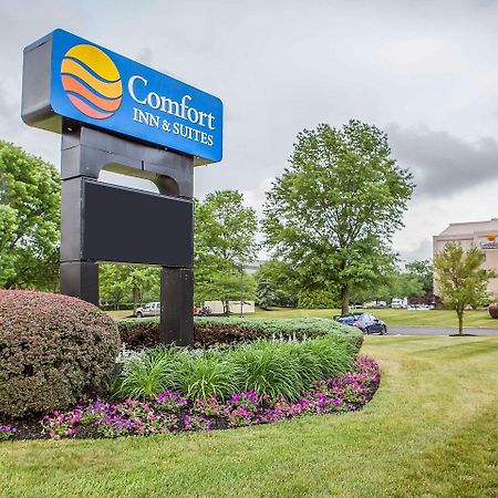 Comfort Inn & Suites Somerset - New Brunswick Buitenkant foto